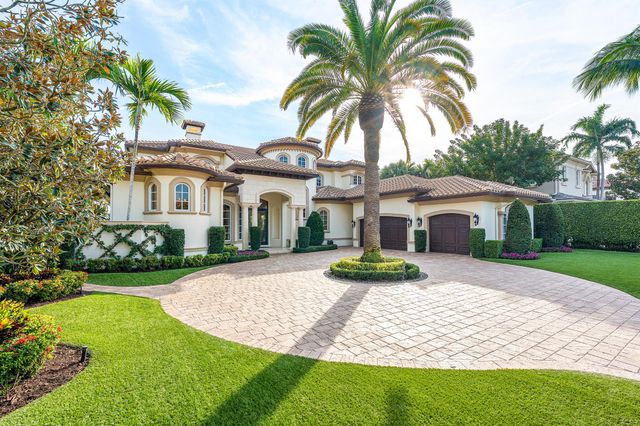 252 S Maya Palm Drive, Boca Raton, FL 33432