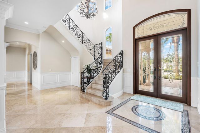 252 S Maya Palm Drive, Boca Raton, FL 33432