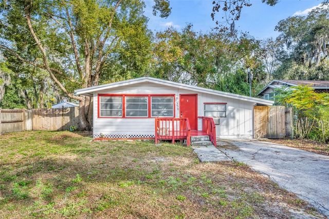 150 E WASHINGTON AVENUE, Lake Helen, FL 32744