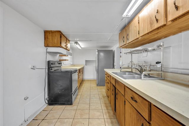 150 E WASHINGTON AVENUE, Lake Helen, FL 32744