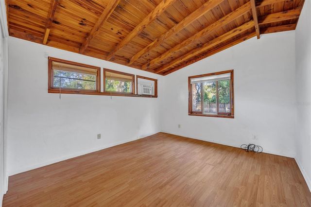 150 E WASHINGTON AVENUE, Lake Helen, FL 32744