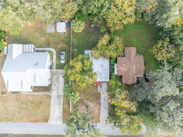 150 E WASHINGTON AVENUE, Lake Helen, FL 32744