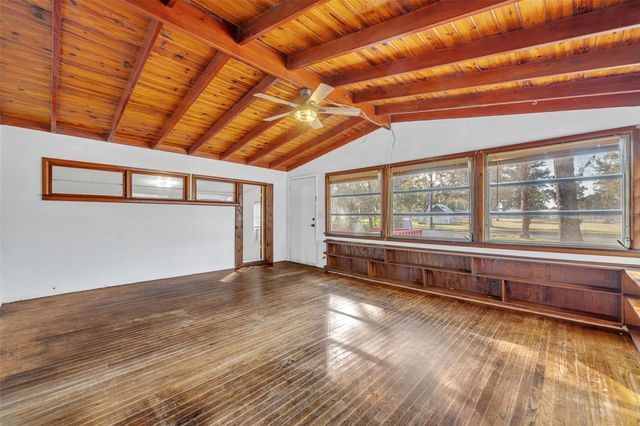 150 E WASHINGTON AVENUE, Lake Helen, FL 32744