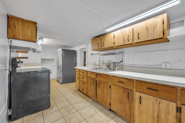 150 E WASHINGTON AVENUE, Lake Helen, FL 32744