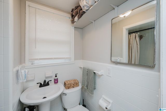 2112 LESTER LANE, Hoover, AL 35226