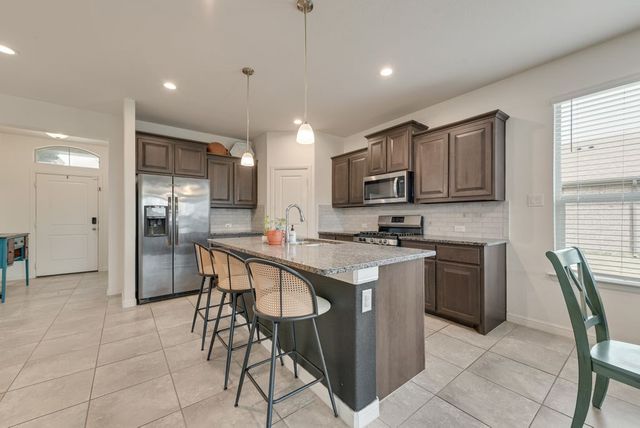 444 Windsail Lane, Azle, TX 76020