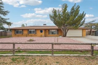 13954 Cronese Road, Apple Valley, CA 92307