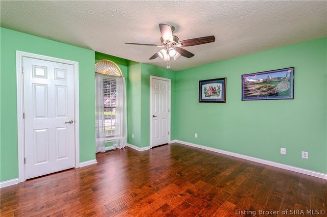 4225 Limestone Trace, Jeffersonville, IN 47130