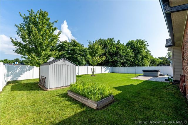 4225 Limestone Trace, Jeffersonville, IN 47130