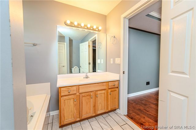 4225 Limestone Trace, Jeffersonville, IN 47130