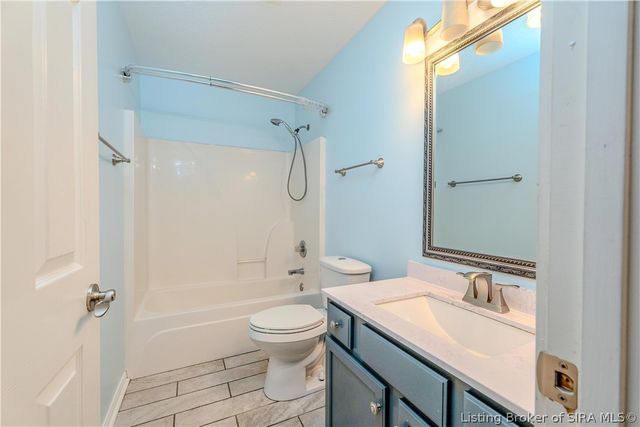 4225 Limestone Trace, Jeffersonville, IN 47130