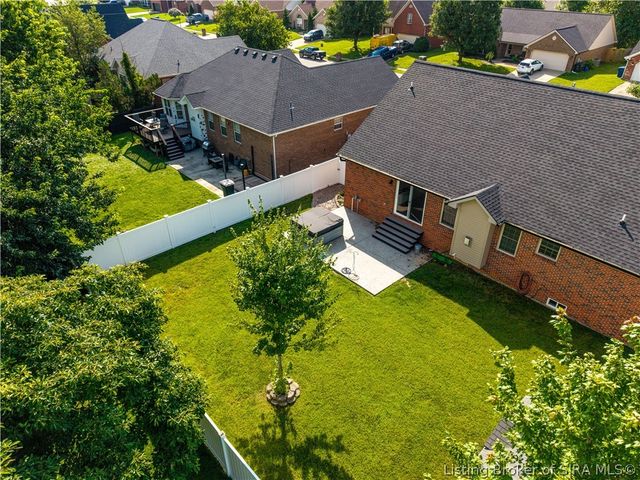 4225 Limestone Trace, Jeffersonville, IN 47130