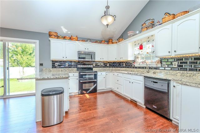 4225 Limestone Trace, Jeffersonville, IN 47130