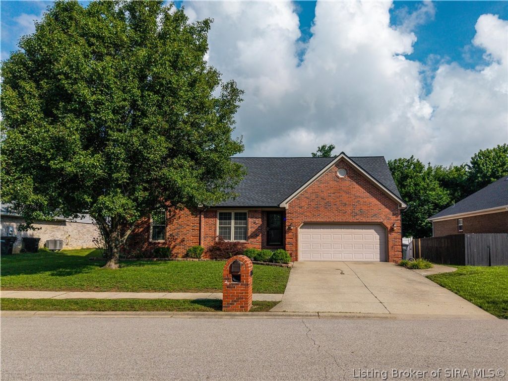 4225 Limestone Trace, Jeffersonville, IN 47130