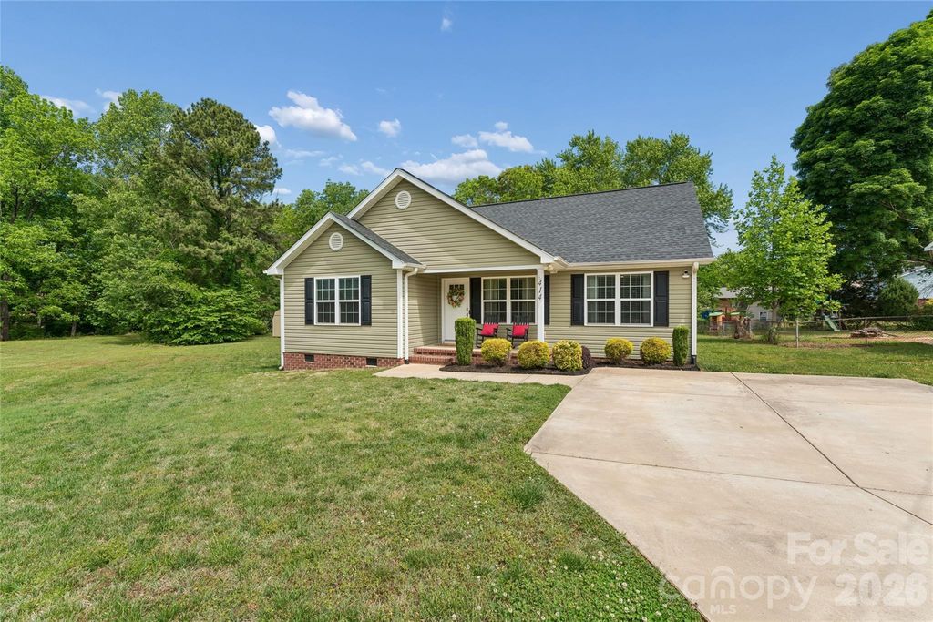 414 Cove Lane, China Grove, NC 28023