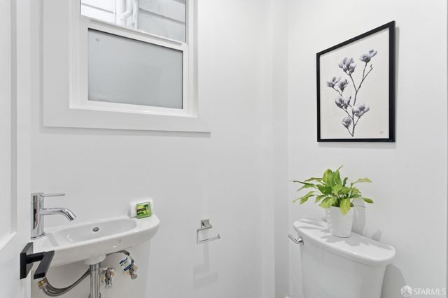 728 Page Street 2, San Francisco, CA 94117