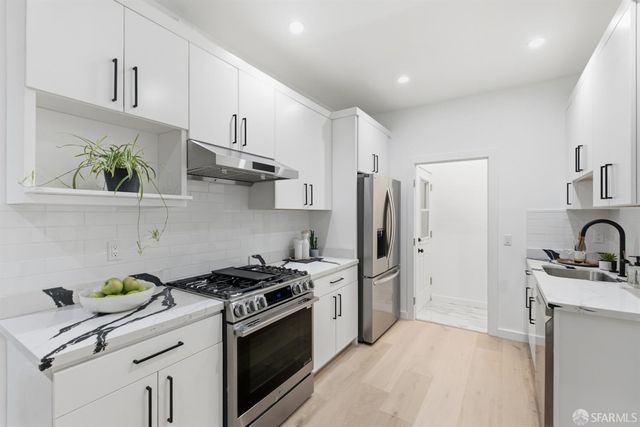 728 Page Street 2, San Francisco, CA 94117
