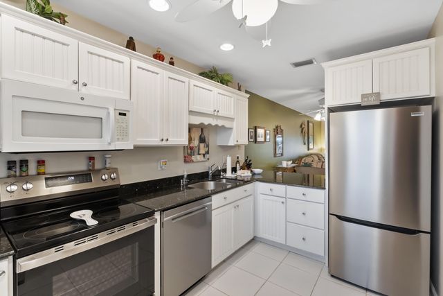 1351 Bayshore Drive 304, Fort Pierce, FL 34949