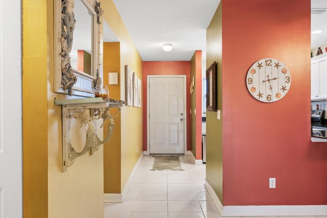 1351 Bayshore Drive 304, Fort Pierce, FL 34949