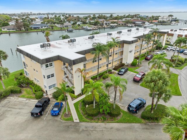 1351 Bayshore Drive 304, Fort Pierce, FL 34949