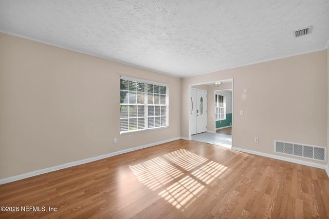 1950 HOLLY OAKS RAVINE Drive, Jacksonville, FL 32225