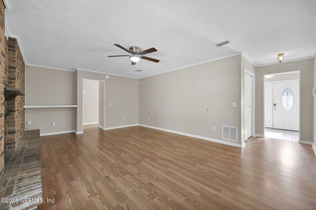 1950 HOLLY OAKS RAVINE Drive, Jacksonville, FL 32225