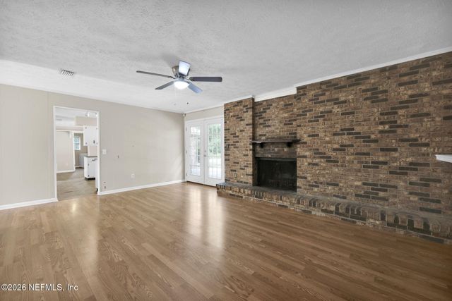 1950 HOLLY OAKS RAVINE Drive, Jacksonville, FL 32225