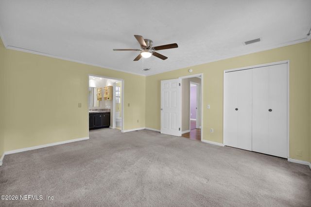 1950 HOLLY OAKS RAVINE Drive, Jacksonville, FL 32225