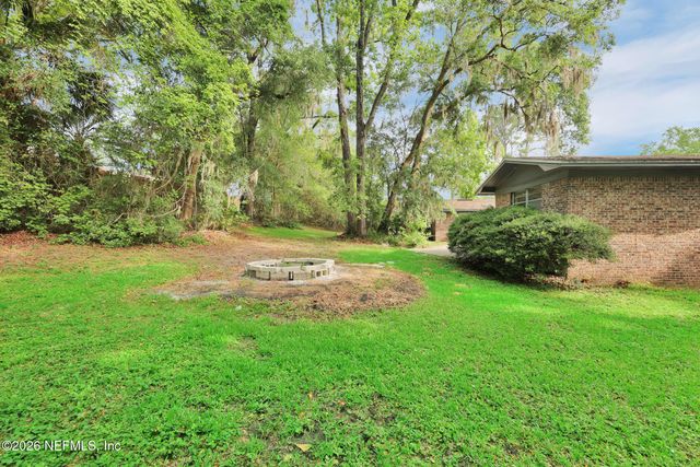 1950 HOLLY OAKS RAVINE Drive, Jacksonville, FL 32225