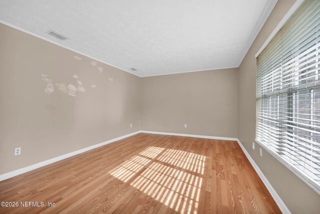 1950 HOLLY OAKS RAVINE Drive, Jacksonville, FL 32225