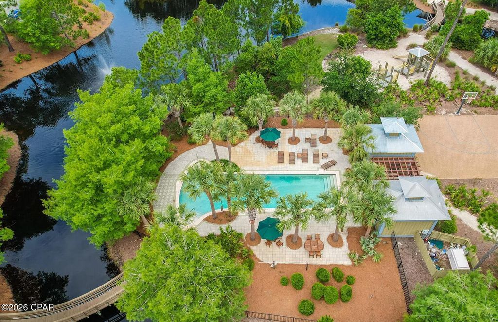 Image 8 of property listing at 5401 Hopetown Lane, Panama City Beach, FL 32408
