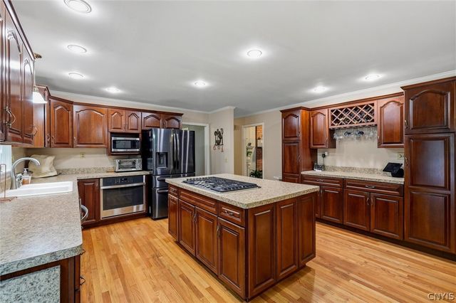 7405 Old Erie View Drive, Manlius, NY 13066