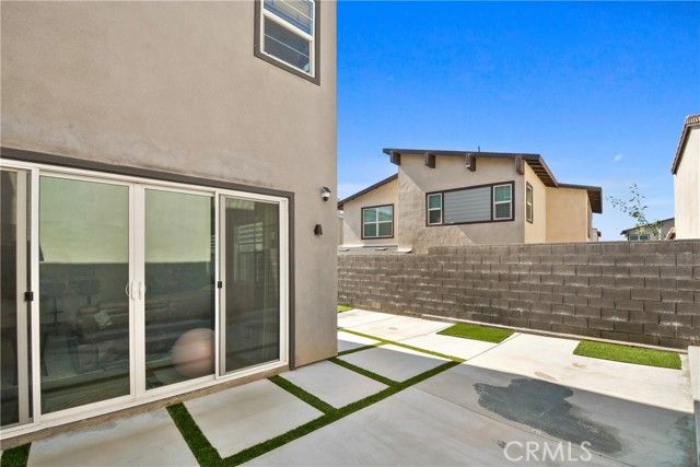 15916 Caterpillar Drive, Fontana, CA 92336