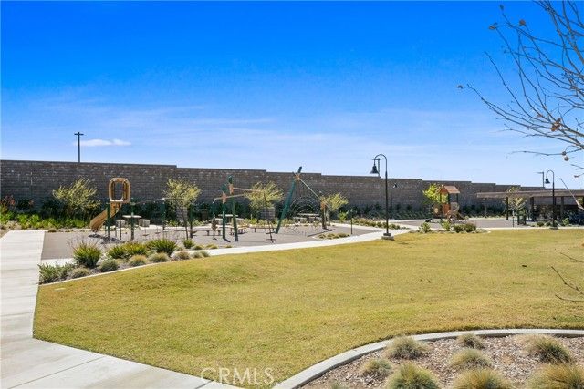 15916 Caterpillar Drive, Fontana, CA 92336