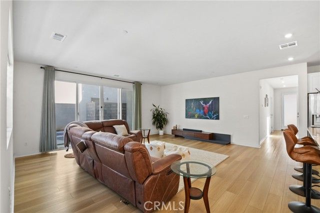 15916 Caterpillar Drive, Fontana, CA 92336