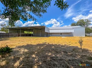 90 Honey Drive, Victoria, TX 77904