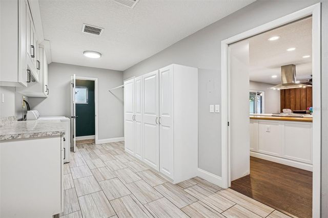 8937 EASTERLING DRIVE, Orlando, FL 32819