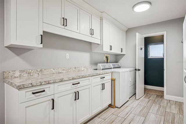 8937 EASTERLING DRIVE, Orlando, FL 32819