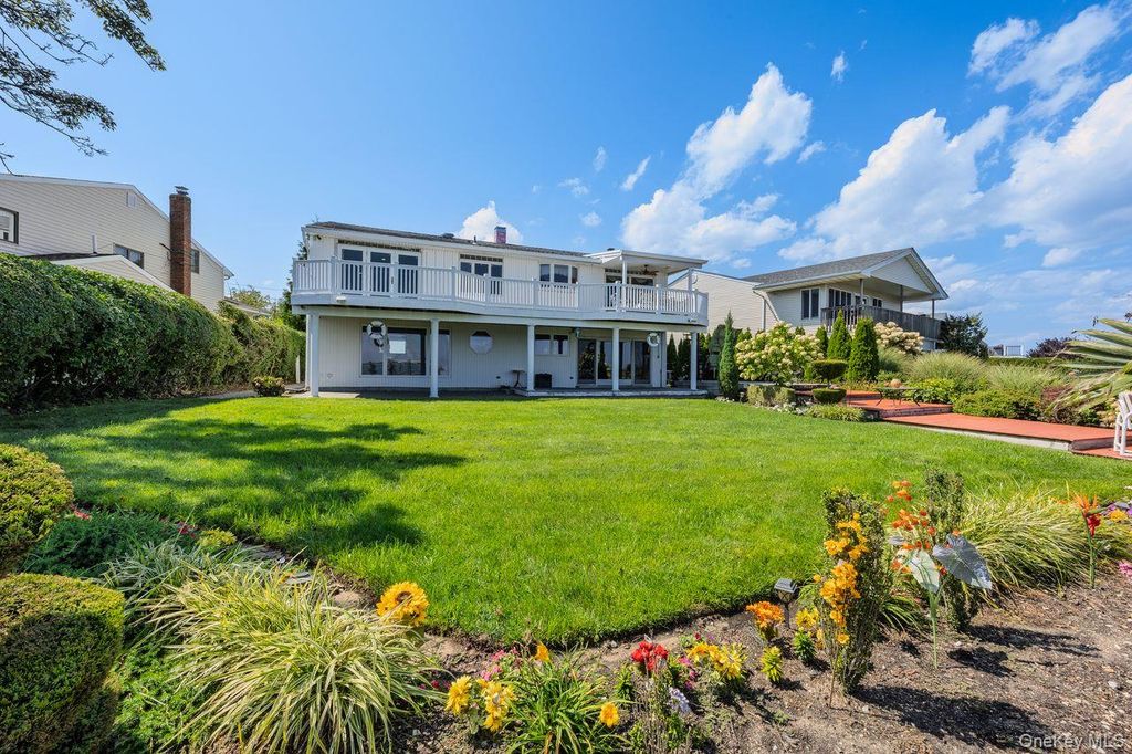 3529 Daniel Crescent, Baldwin Harbor, NY 11510 — photo 5