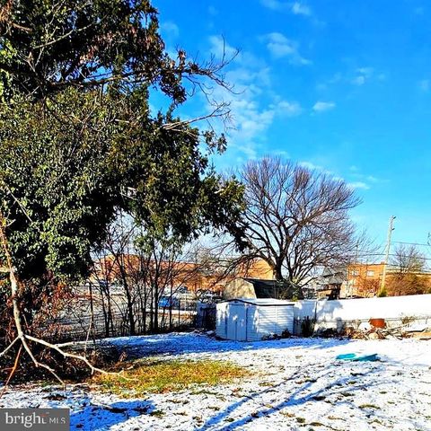 3702 RIVIERA ST, Temple Hills, MD 20748