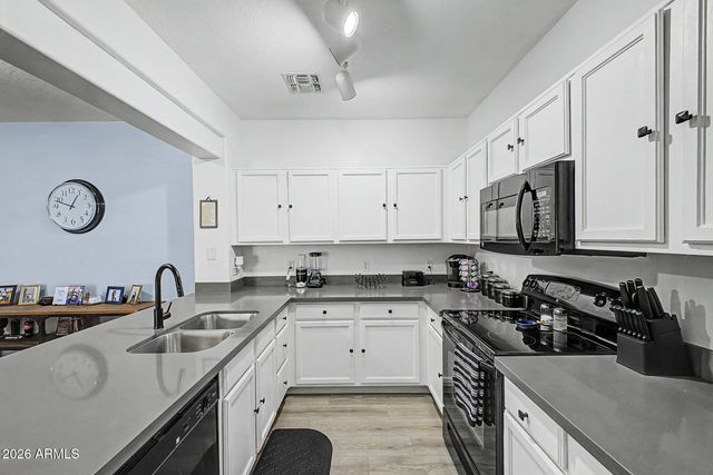 2831 E SOUTHERN Avenue 124, Mesa, AZ 85204