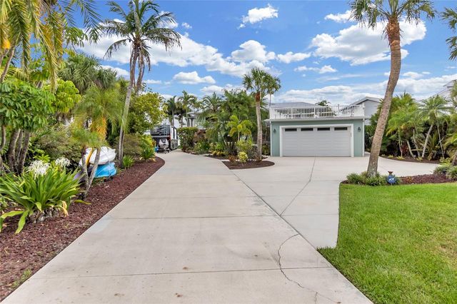 818 NANCY GAMBLE LANE, Ellenton, FL 34222