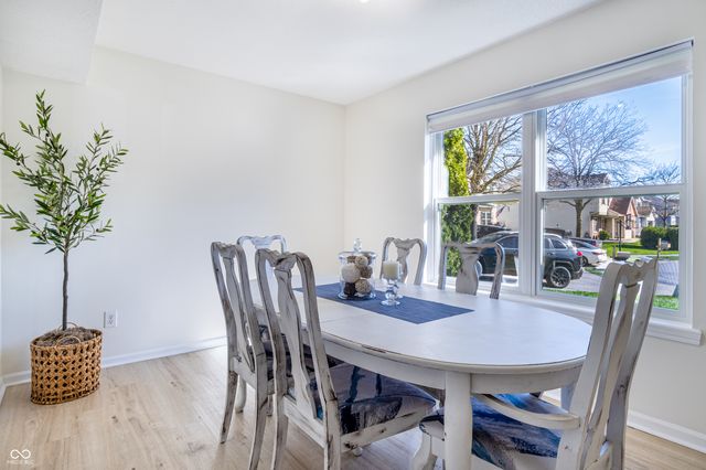 13992 Wakefield Place, Fishers, IN 46038