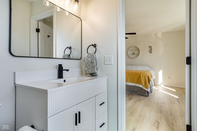 13992 Wakefield Place, Fishers, IN 46038