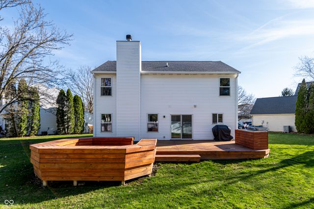 13992 Wakefield Place, Fishers, IN 46038