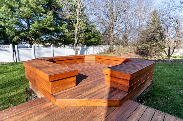 13992 Wakefield Place, Fishers, IN 46038