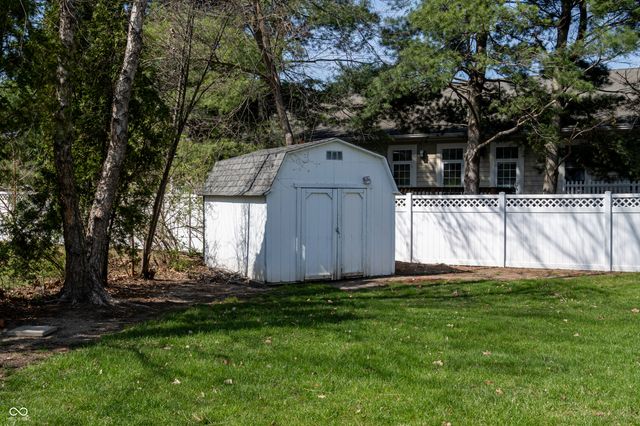 13992 Wakefield Place, Fishers, IN 46038