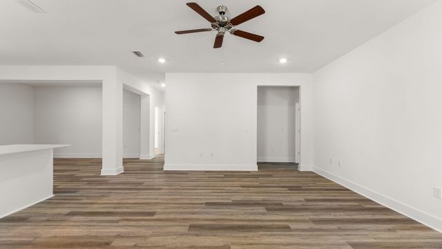 150 E Gray Owl Drive, Freeport, FL 32439