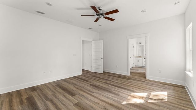 150 E Gray Owl Drive, Freeport, FL 32439