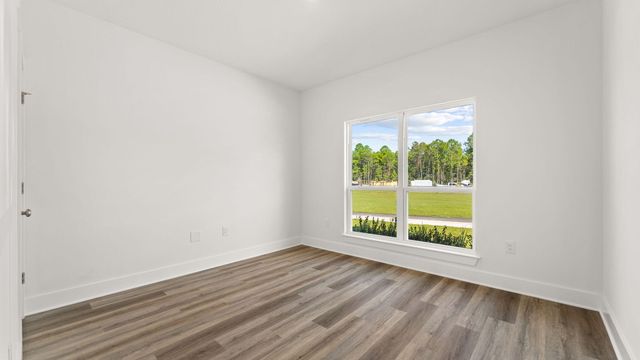 150 E Gray Owl Drive, Freeport, FL 32439